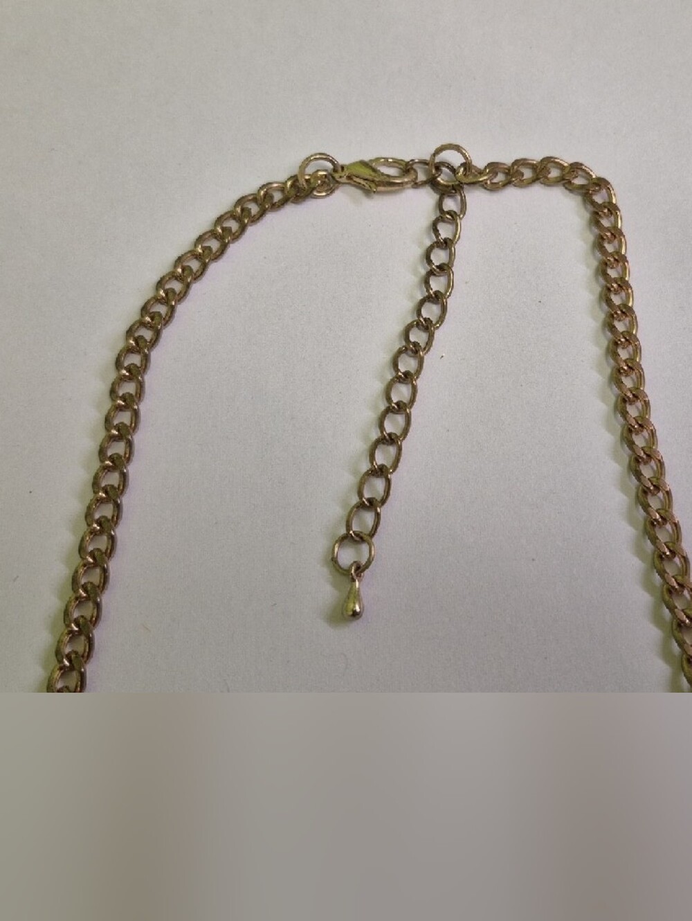 Gold-Chain Emerald Green Statement Necklace - Women Jewelry - Picture 2 of 4